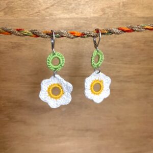 Daisy Dangle Earrings