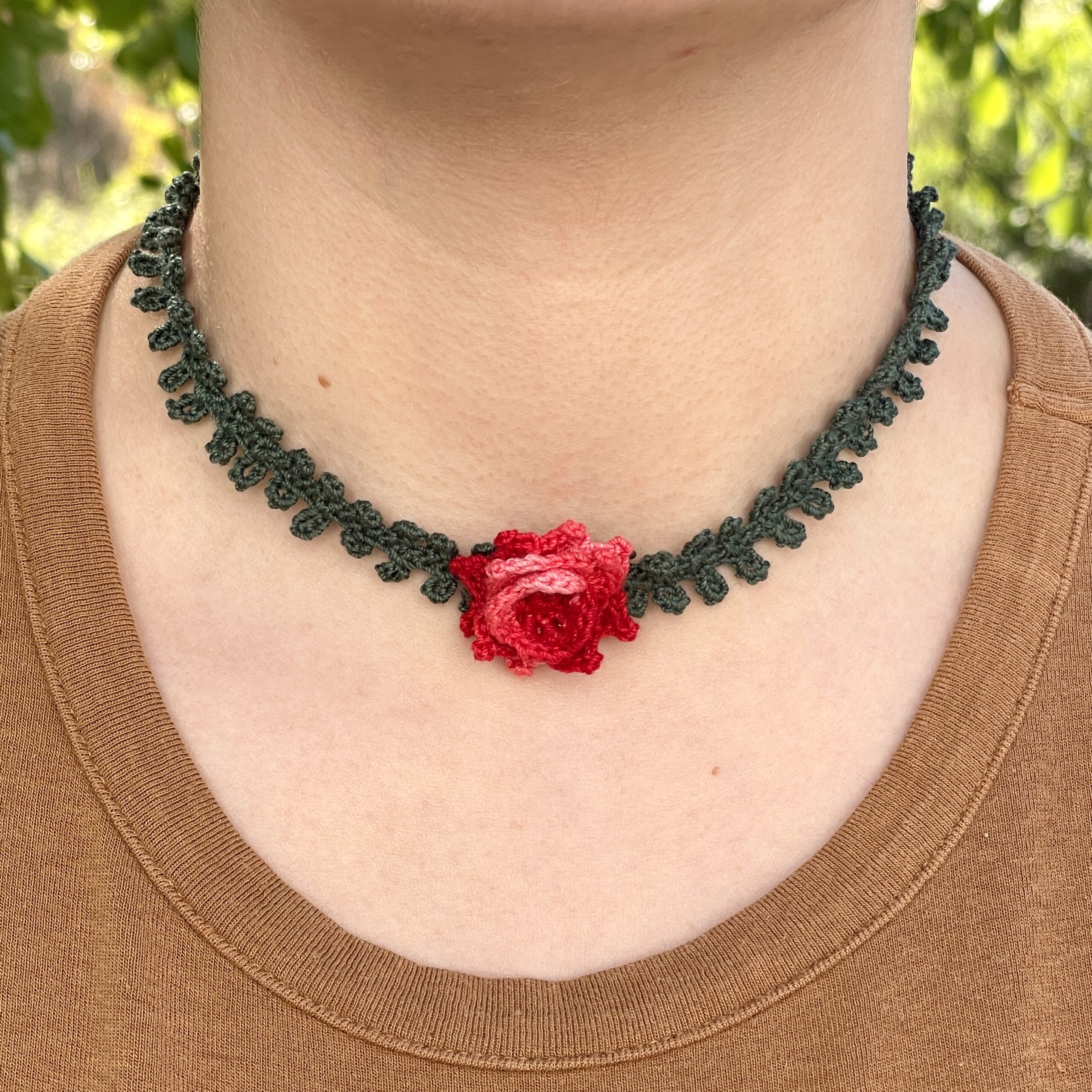 Single Rose Choker - Image 3