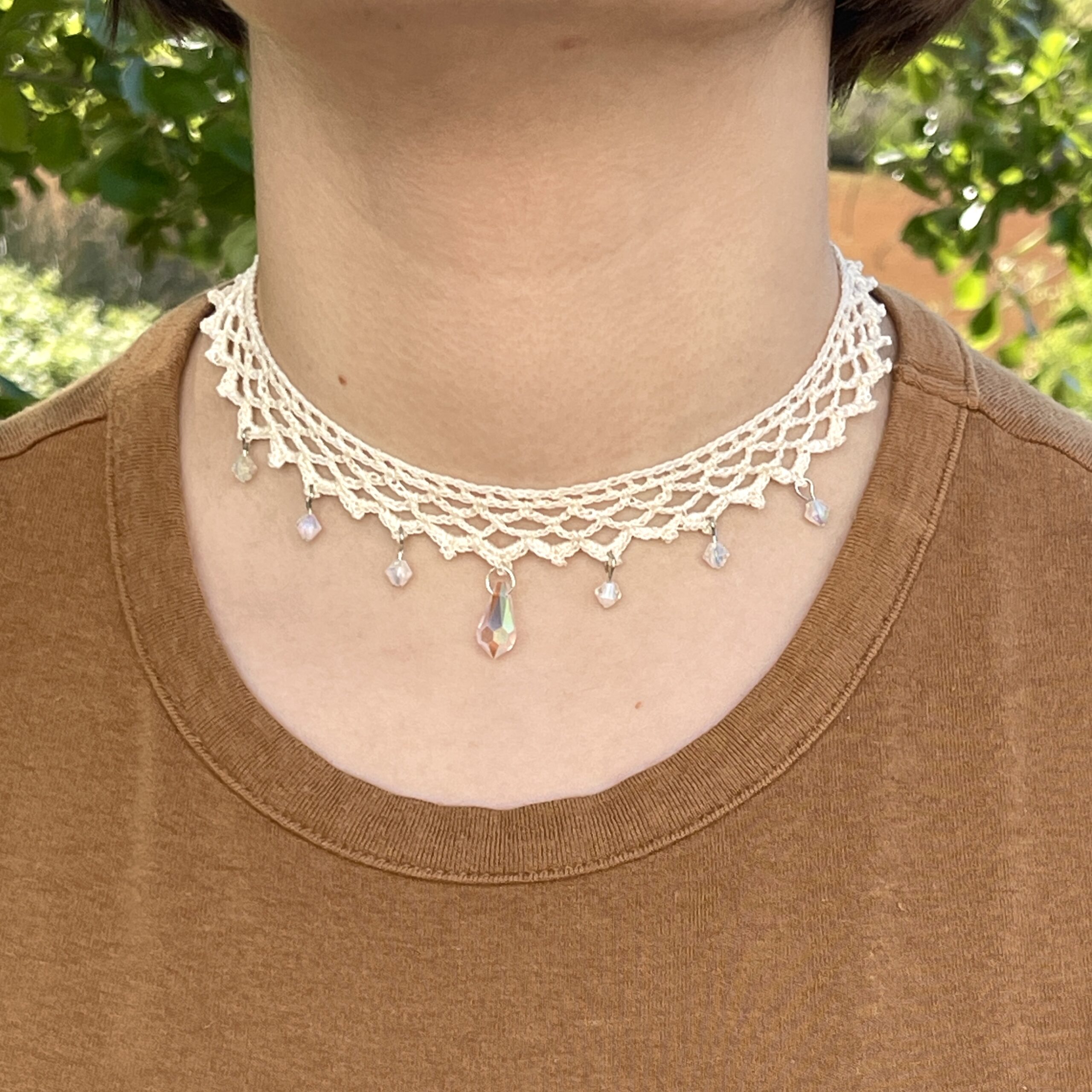 Teardrop Choker Necklace - Image 3